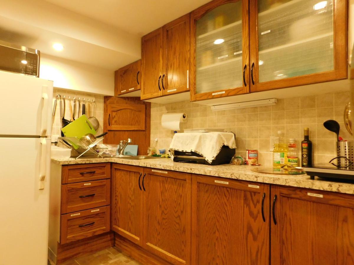 The Calgary Hub Hostel Style Home Экстерьер фото